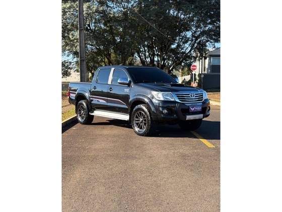 TOYOTA HILUX 3.0 SRV LIMITED EDITION 4X4 CD 16V TURBO INTERCOOLER DIESEL 4P AUTOMÁTICO
